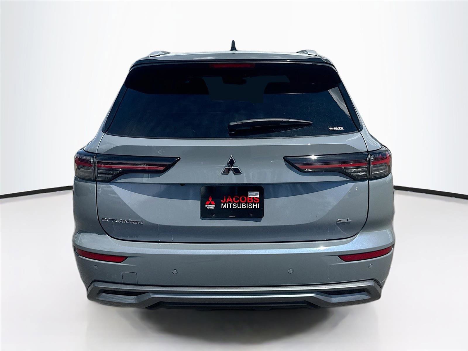 New 2025 Mitsubishi Outlander SEL image 6