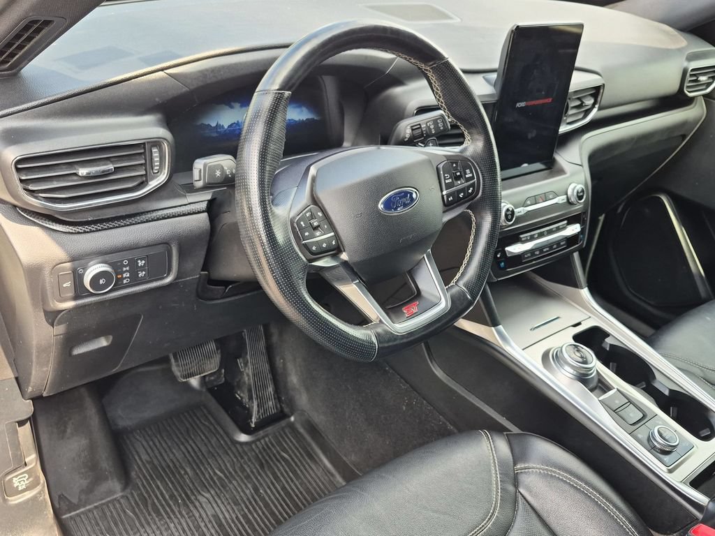 Used 2020 Ford Explorer ST w/ ST Street Pack AWD/4WD image 11