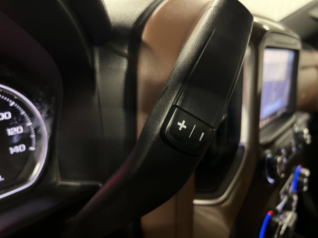 Used 2020 Chevrolet Silverado 3500 High Country w/ Technology Package AWD/4WD image 27