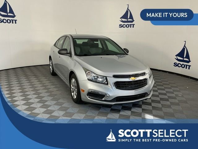Used 2015 Chevrolet Cruze L FWD image 1