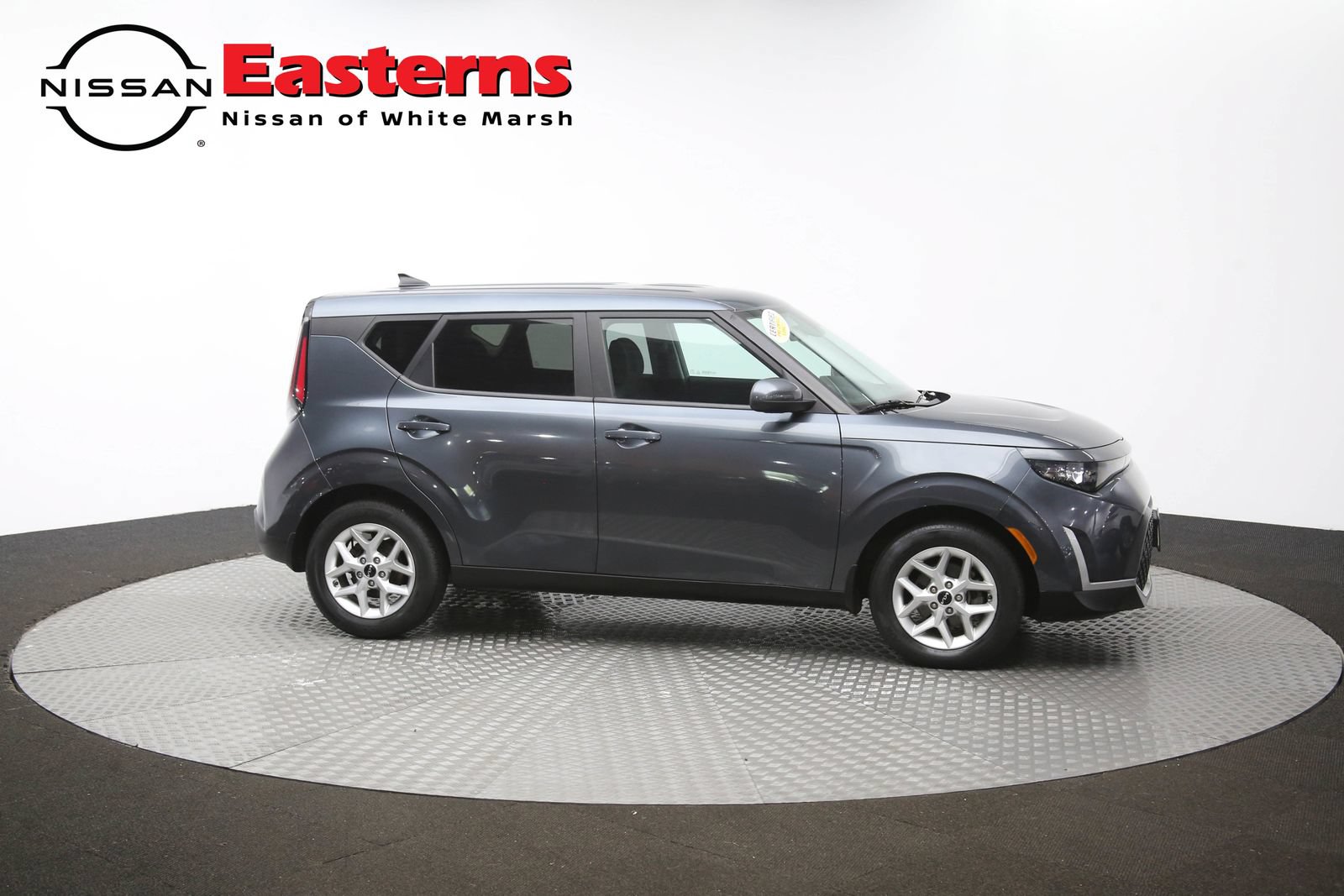 Used 2023 Kia Soul LX w/ LX Technology Package FWD image 43