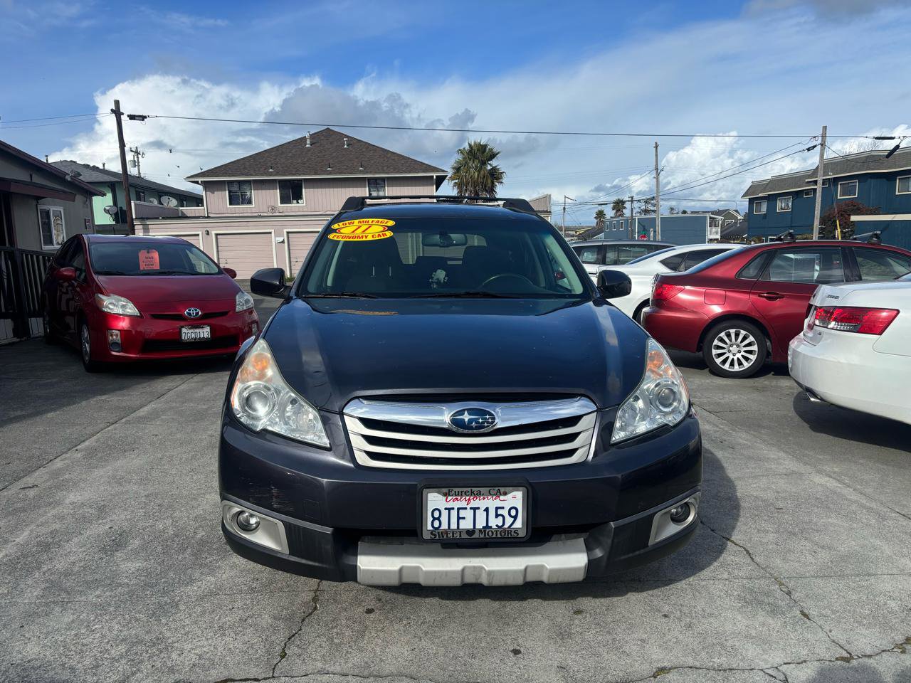Used 2011 Subaru Outback 2.5i Premium w/ All-Weather Pkg image 2