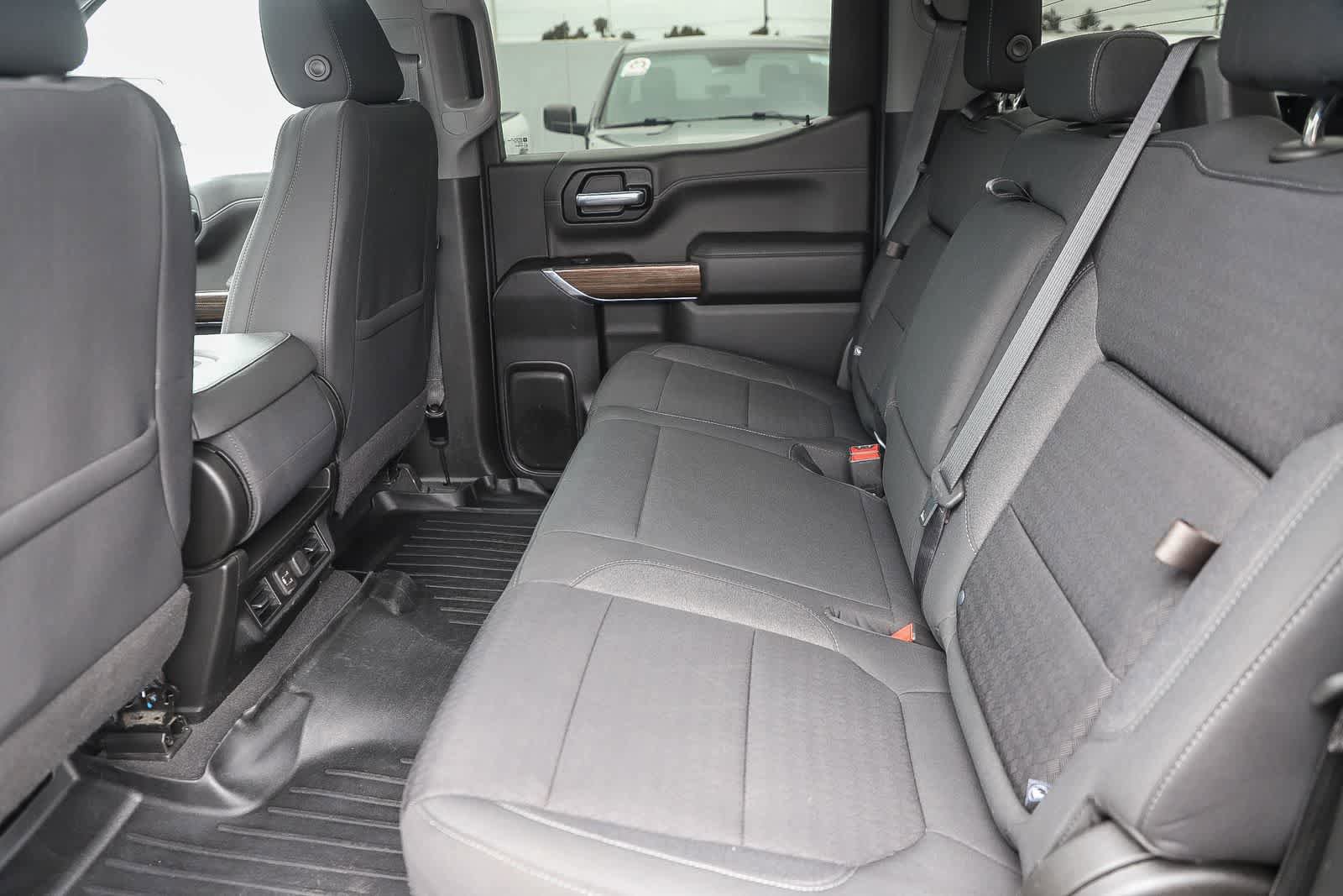 Used 2022 Chevrolet Silverado 1500 RST w/ Safety Package AWD/4WD image 18