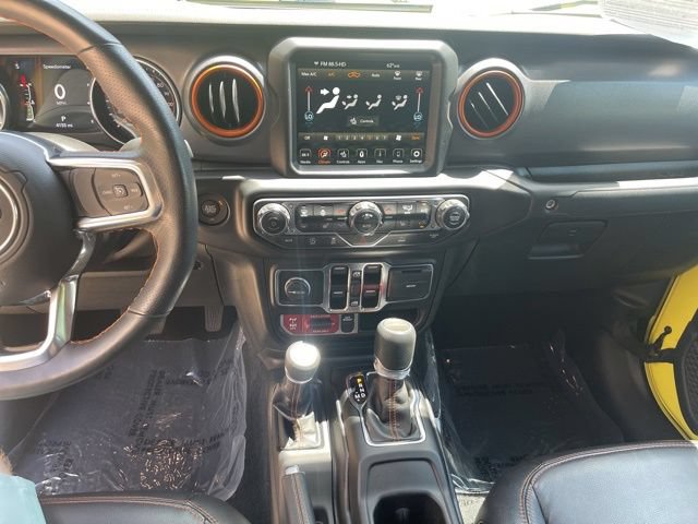Used 2023 Jeep Gladiator Mojave w/ Cold Weather Group AWD/4WD image 20