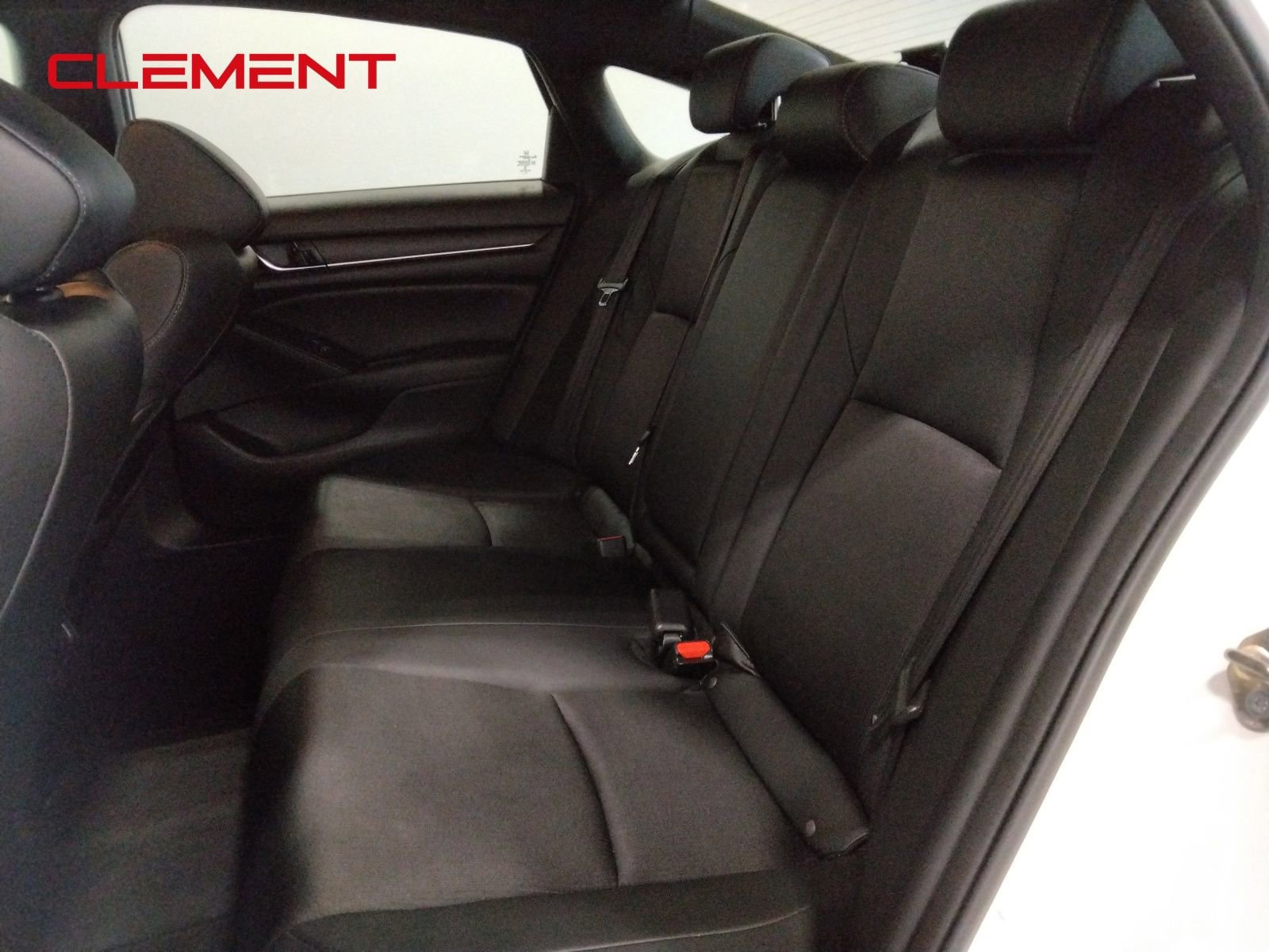 Used 2020 Honda Accord Sport image 32