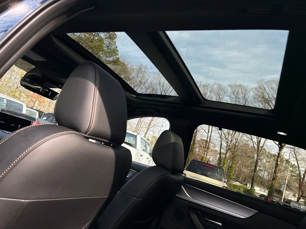 Used 2025 MAZDA CX-90 Plug-In Hybrid w/ Premium Plus image 34