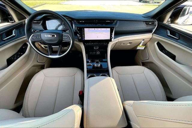 New 2026 Jeep Grand Cherokee Limited AWD/4WD image 6