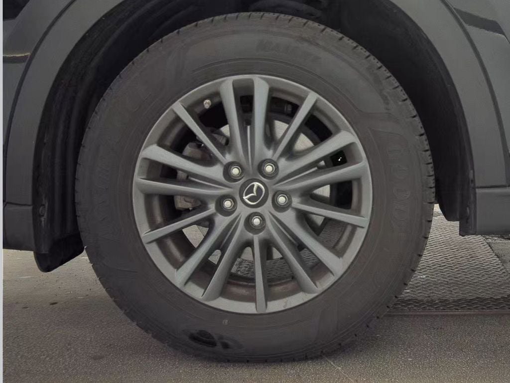 Used 2020 MAZDA CX-5 Sport FWD image 17