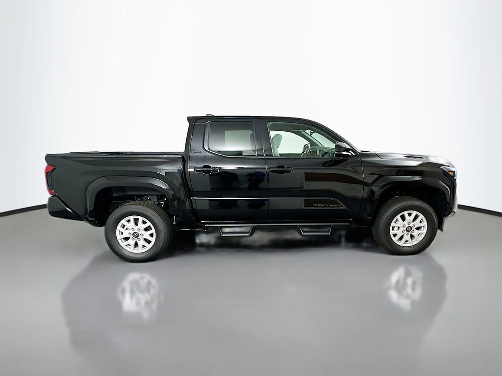 Certified 2025 Toyota Tacoma SR5 image 4