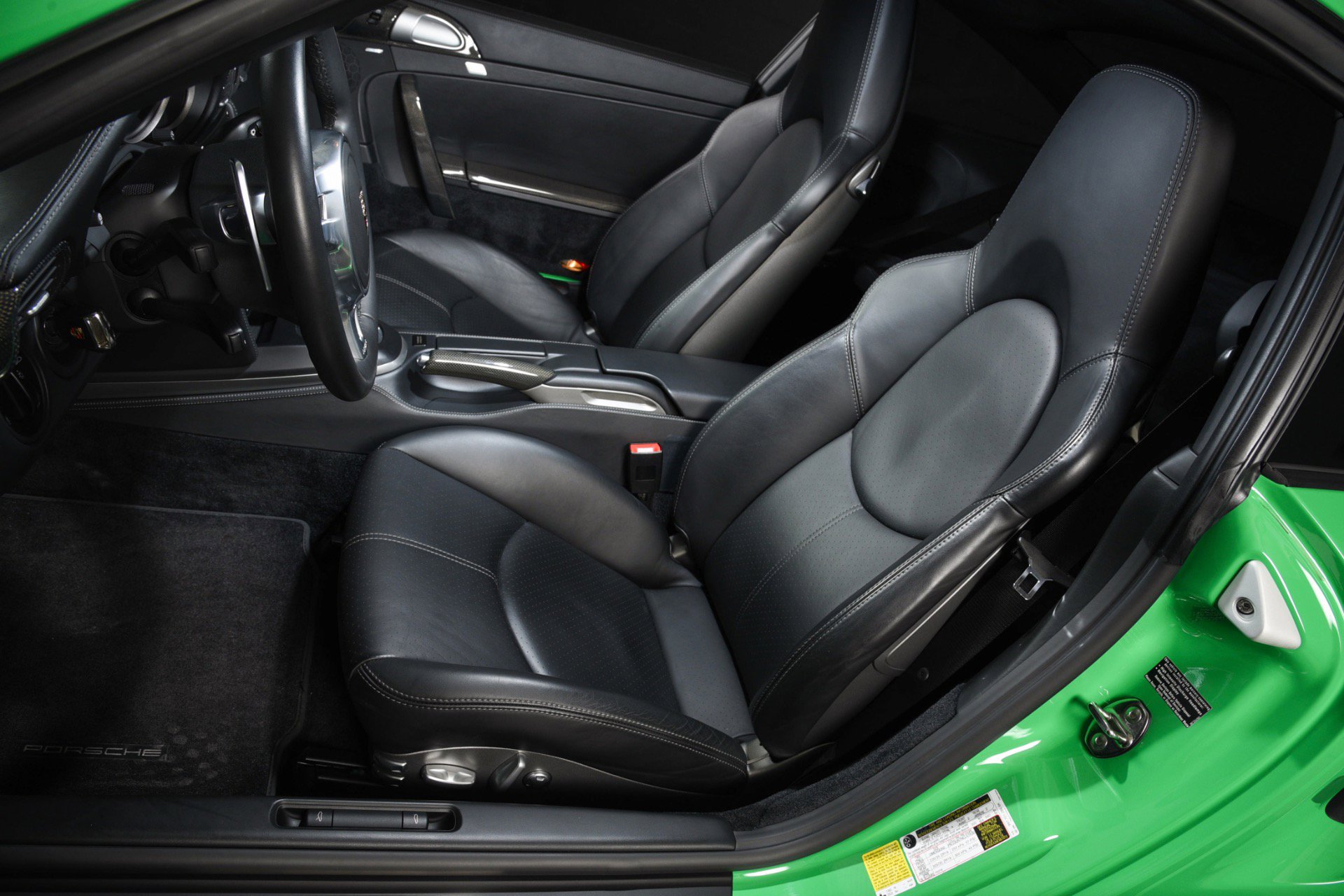 Used 2011 Porsche 911 Turbo S AWD/4WD image 5