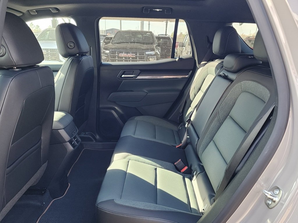 New 2026 GMC Terrain AT4 w/ Convenience Package III image 44