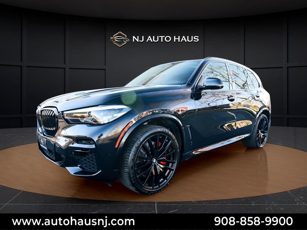 Used 2022 BMW X5 M50i w/ Premium Package AWD/4WD image 4
