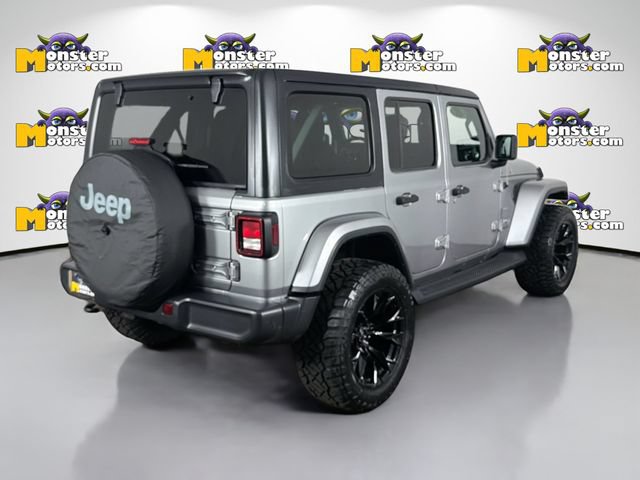 Used 2018 Jeep Wrangler Unlimited Sahara w/ Dual Top Group AWD/4WD image 5