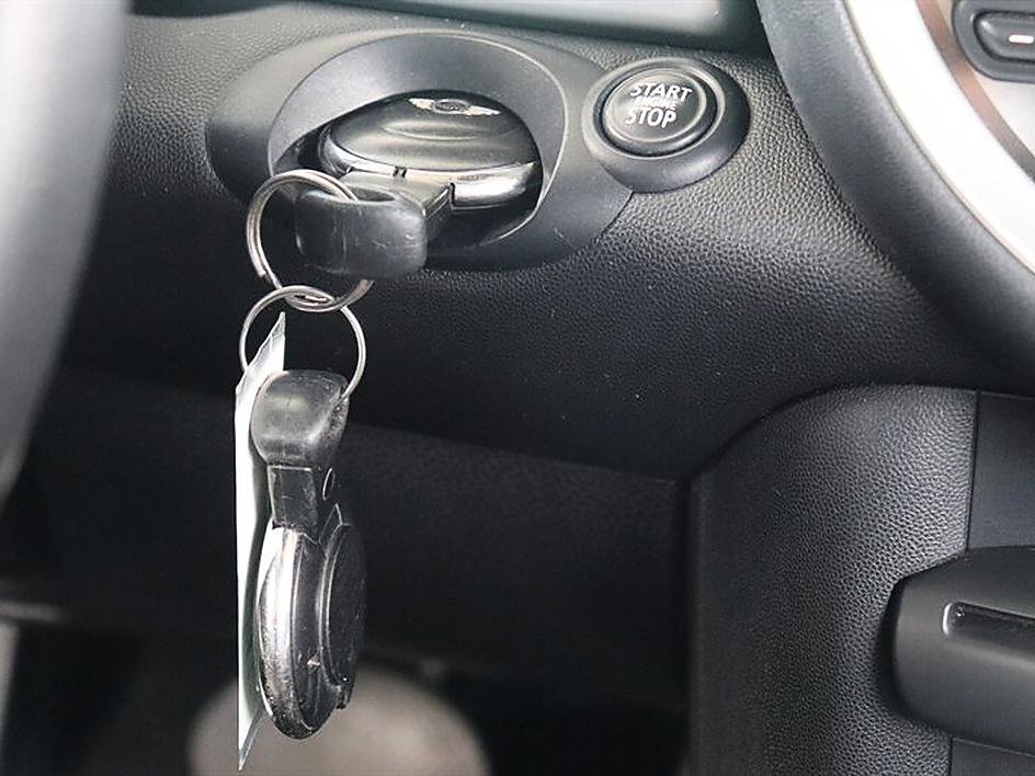 Used 2013 MINI Cooper Hardtop image 21