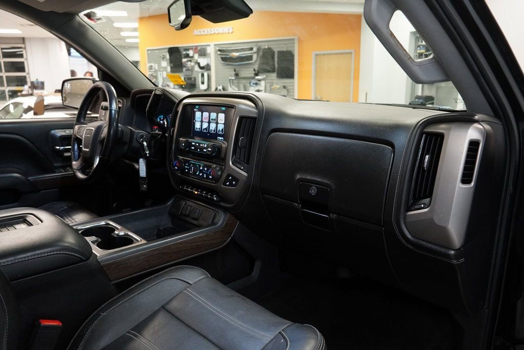 Used 2018 GMC Sierra 1500 Denali w/ Denali Ultimate Package AWD/4WD image 34