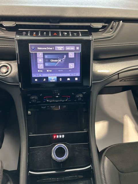 Used 2021 Jeep Grand Cherokee L Laredo image 12