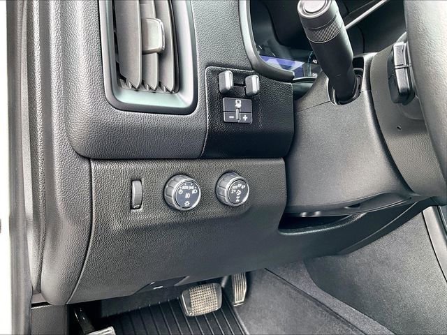 Used 2020 Chevrolet Colorado ZR2 w/ Colorado ZR2 Bison Edition AWD/4WD image 30
