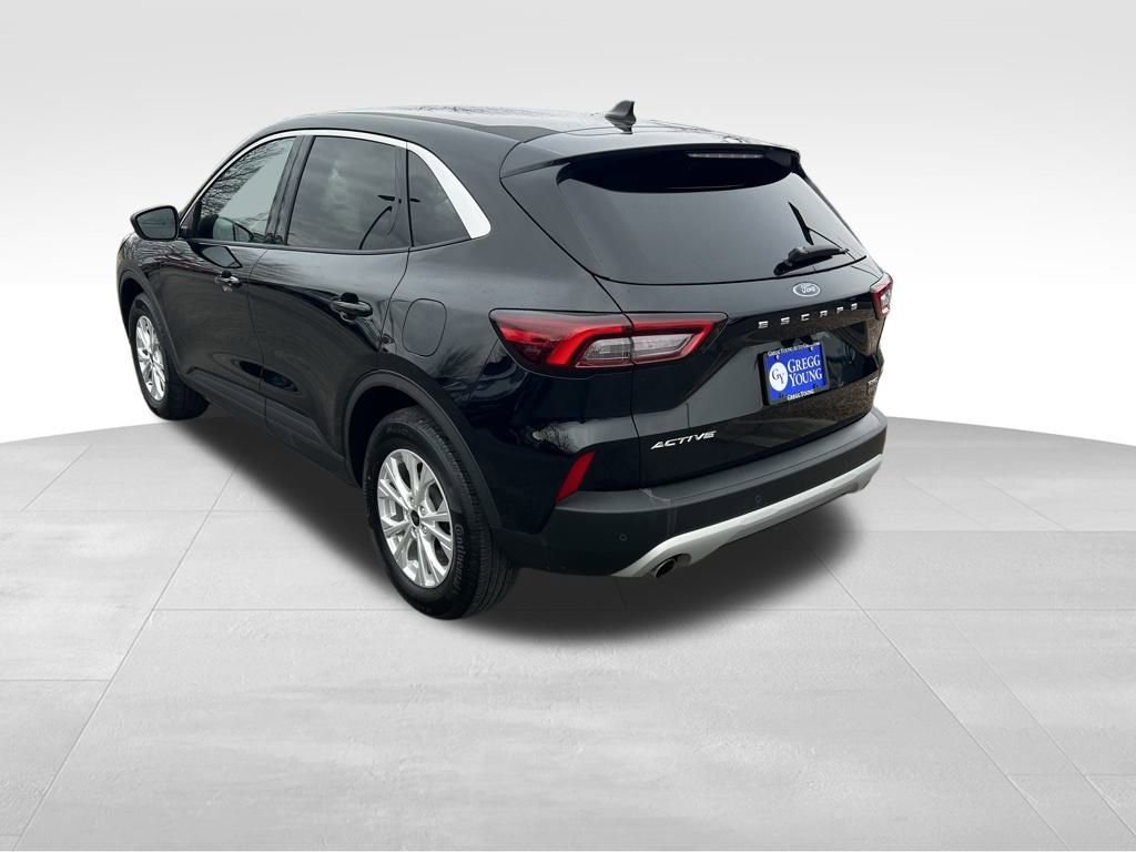 Used 2023 Ford Escape Active w/ Tech Pack #1 image 4