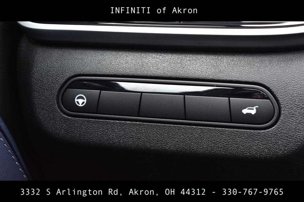 Used 2026 INFINITI QX60 Sport w/ Dark Cargo Package image 17