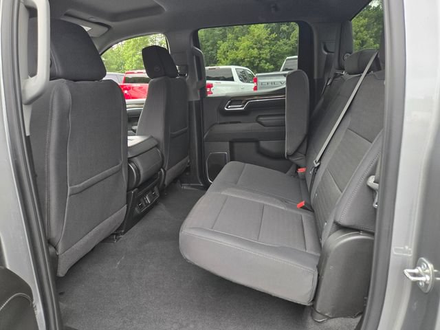 Used 2025 Chevrolet Silverado 1500 LT AWD/4WD image 11