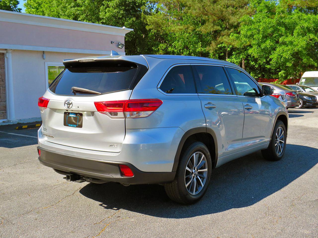 Used 2018 Toyota Highlander XLE FWD image 7