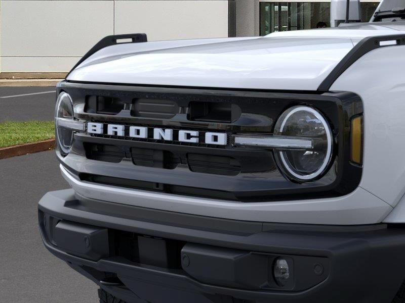 New 2026 Ford Bronco Outer Banks AWD/4WD image 19
