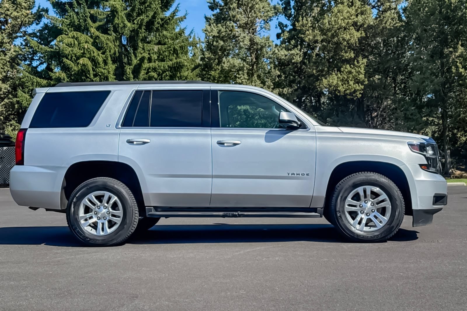 Used 2020 Chevrolet Tahoe LT AWD/4WD video 3