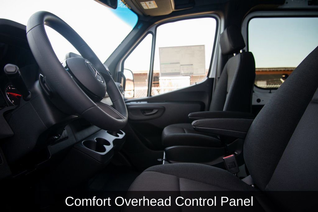 Used 2025 Mercedes-Benz Sprinter 144 Cargo image 16