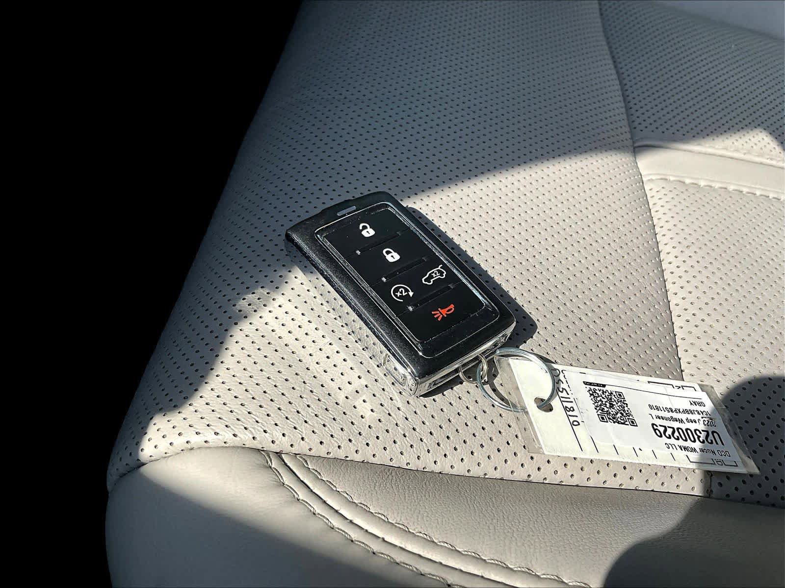 Used 2023 Jeep Wagoneer L Series II w/ Premium Group I image 31