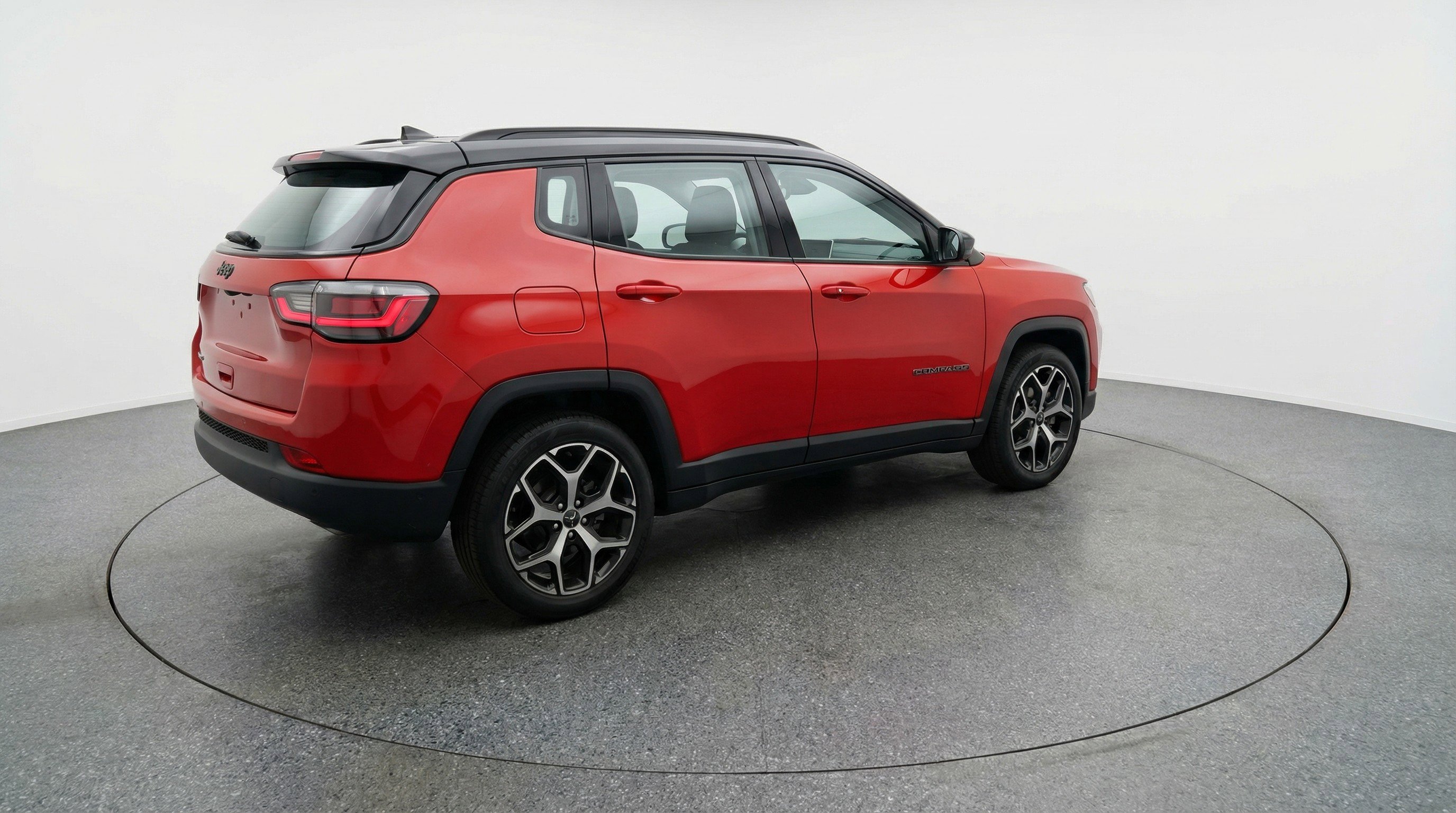 Used 2025 Jeep Compass Limited image 9