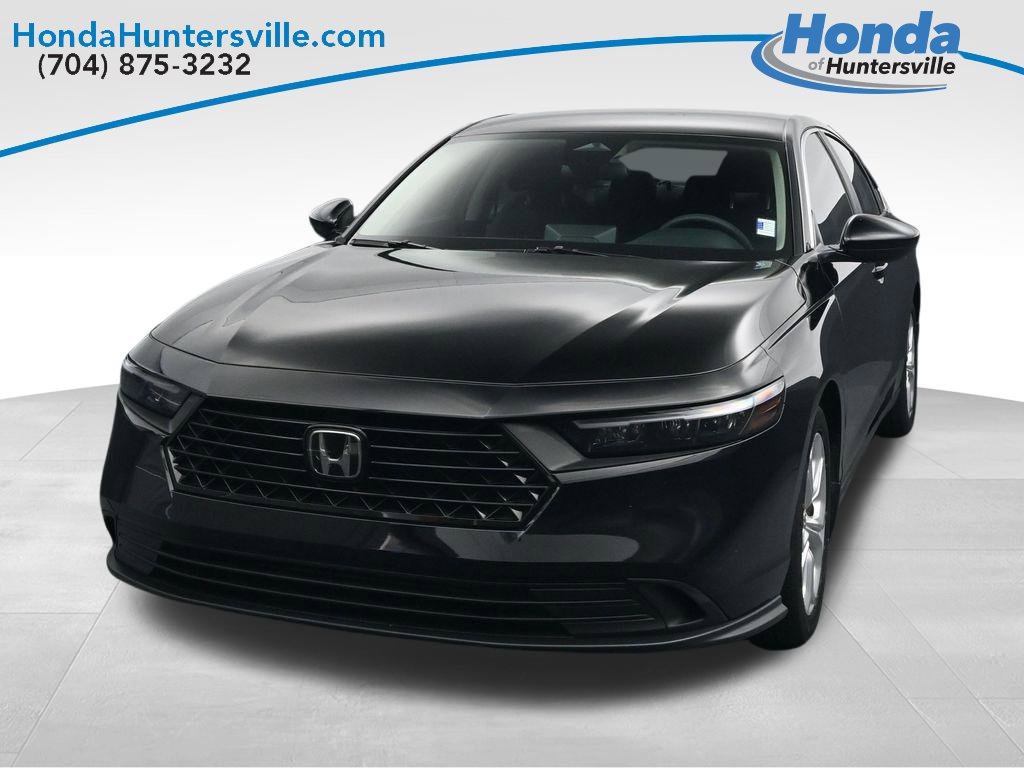 Used 2025 Honda Accord LX image 3