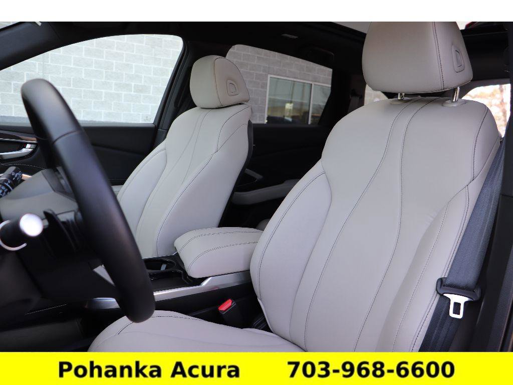 Used 2025 Acura RDX Base image 24