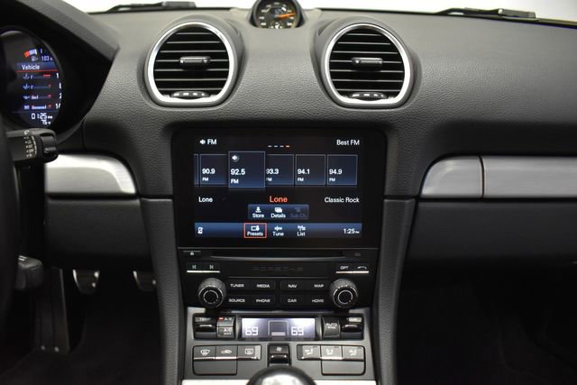 Used 2022 Porsche 718 Cayman GT4 RWD image 19