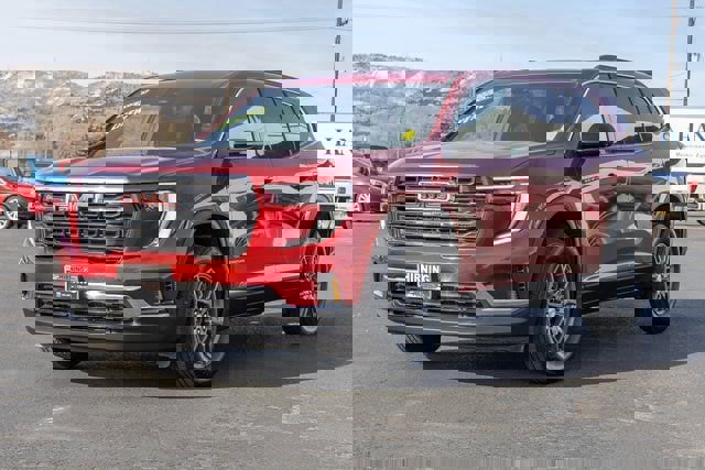 Used 2025 GMC Acadia Elevation image 31