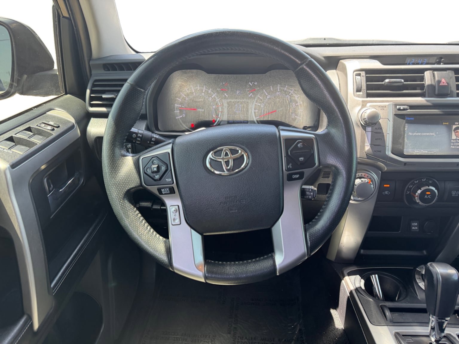 Used 2016 Toyota 4Runner SR5 AWD/4WD image 13