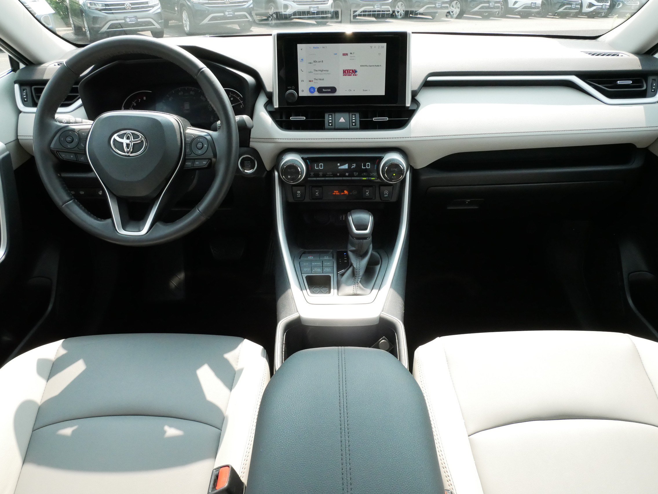 Used 2025 Toyota RAV4 XLE Premium w/ Weather Package AWD/4WD image 10