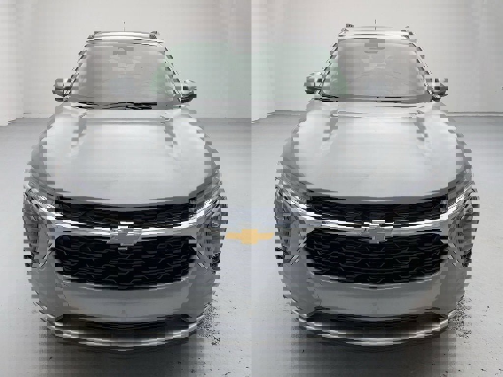 New 2026 Chevrolet Trax LT w/ Driver Confidence Package image 4