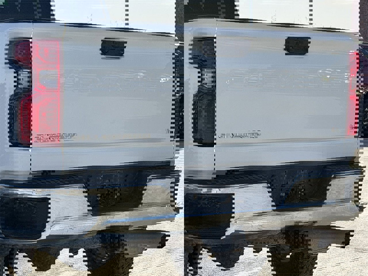 Used 2024 Chevrolet Silverado 2500 LT image 6