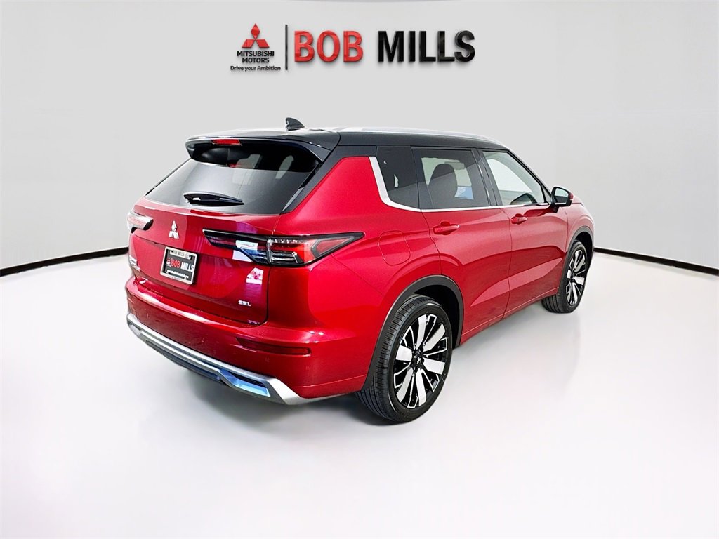 New 2025 Mitsubishi Outlander SEL image 7
