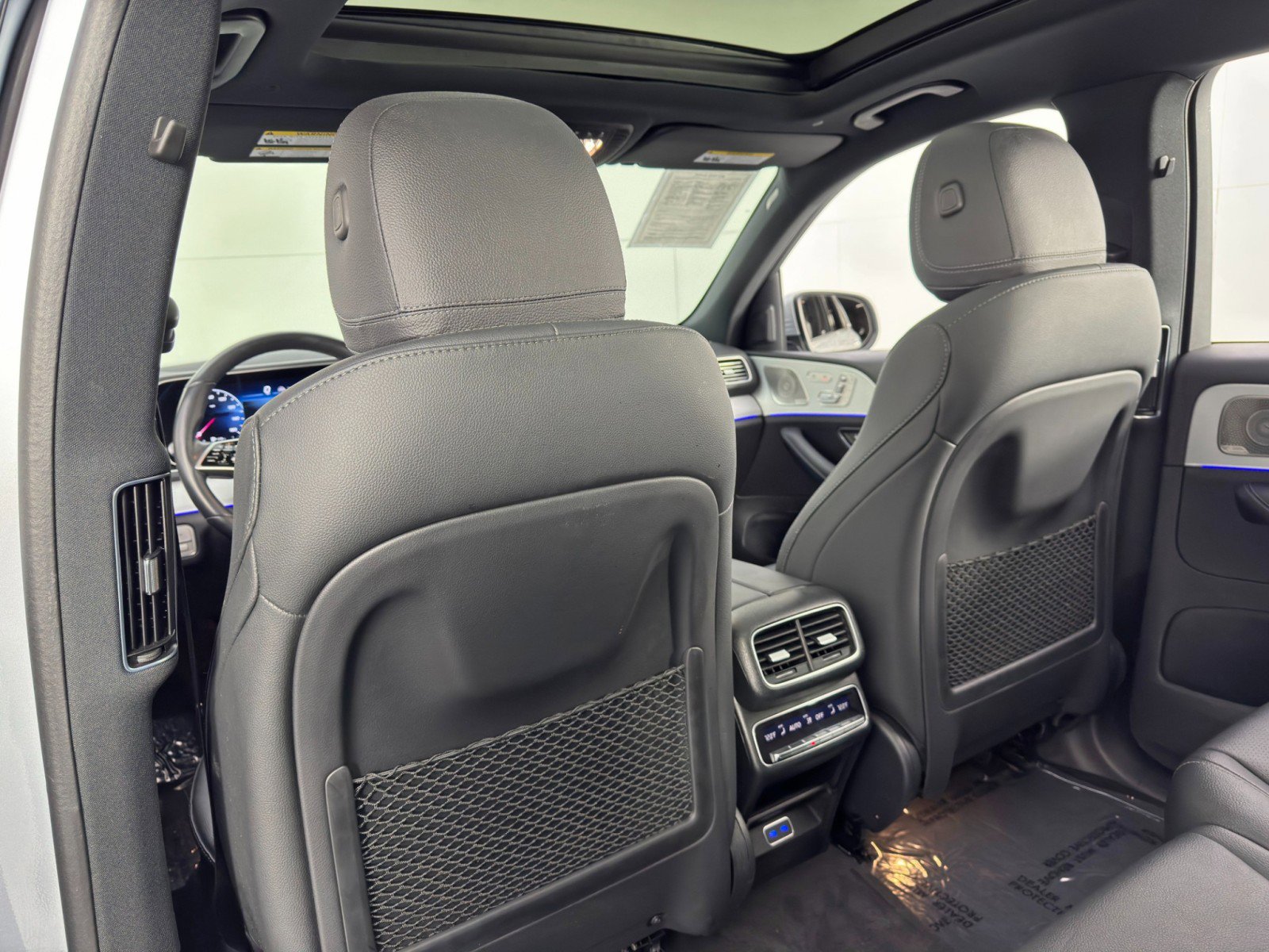 Used 2024 Mercedes-Benz GLS 450 4MATIC image 47