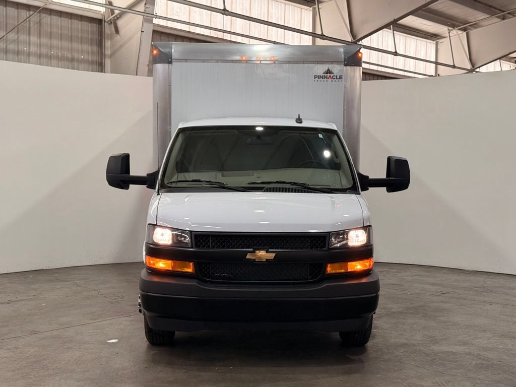 New 2025 Chevrolet Express 3500 w/ Power Convenience Package RWD image 4