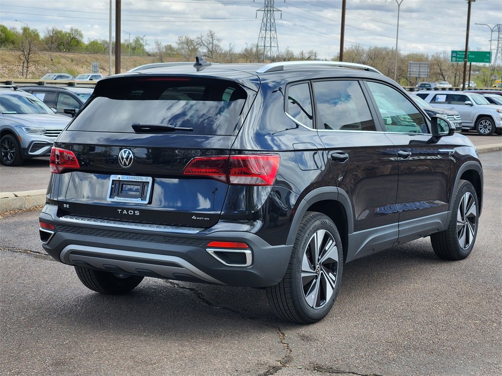 New 2024 Volkswagen Taos SE image 3