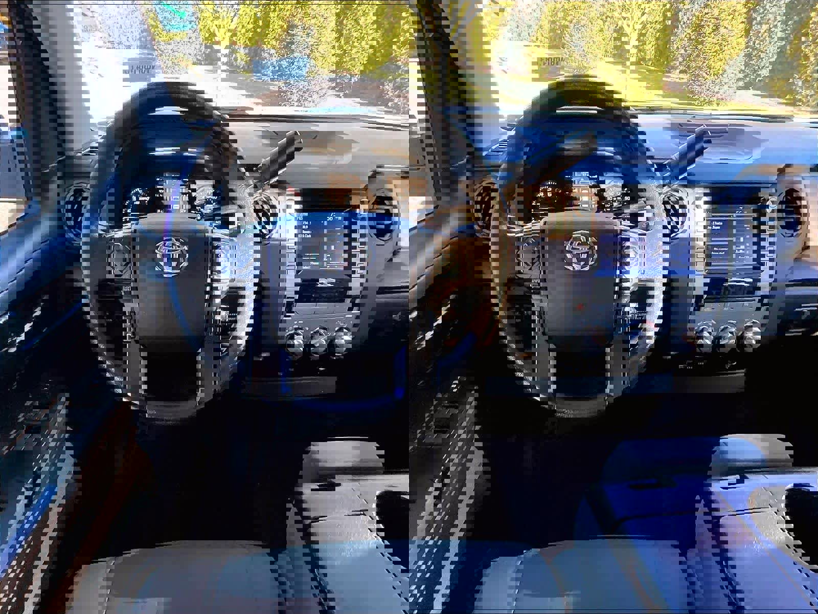 Used 2021 Toyota Tundra SR image 17