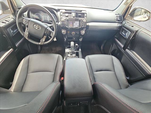 Used 2018 Toyota 4Runner TRD Off-Road Premium AWD/4WD image 17