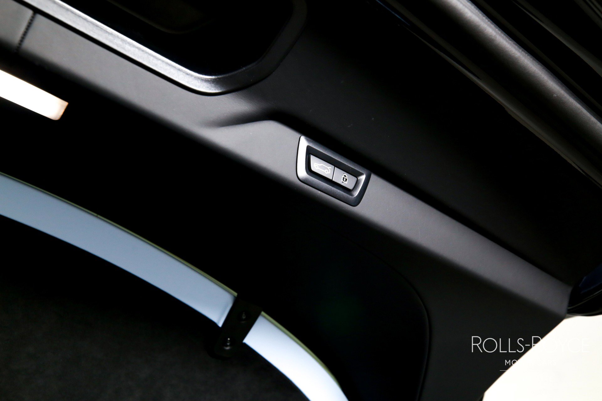 New 2027 Rolls-Royce Cullinan Black Badge AWD/4WD image 26