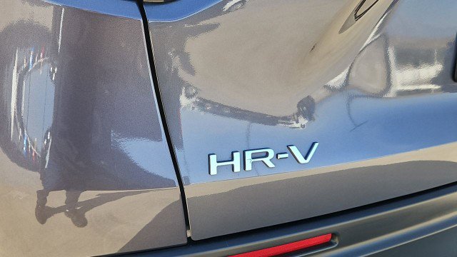Used 2023 Honda HR-V LX image 31
