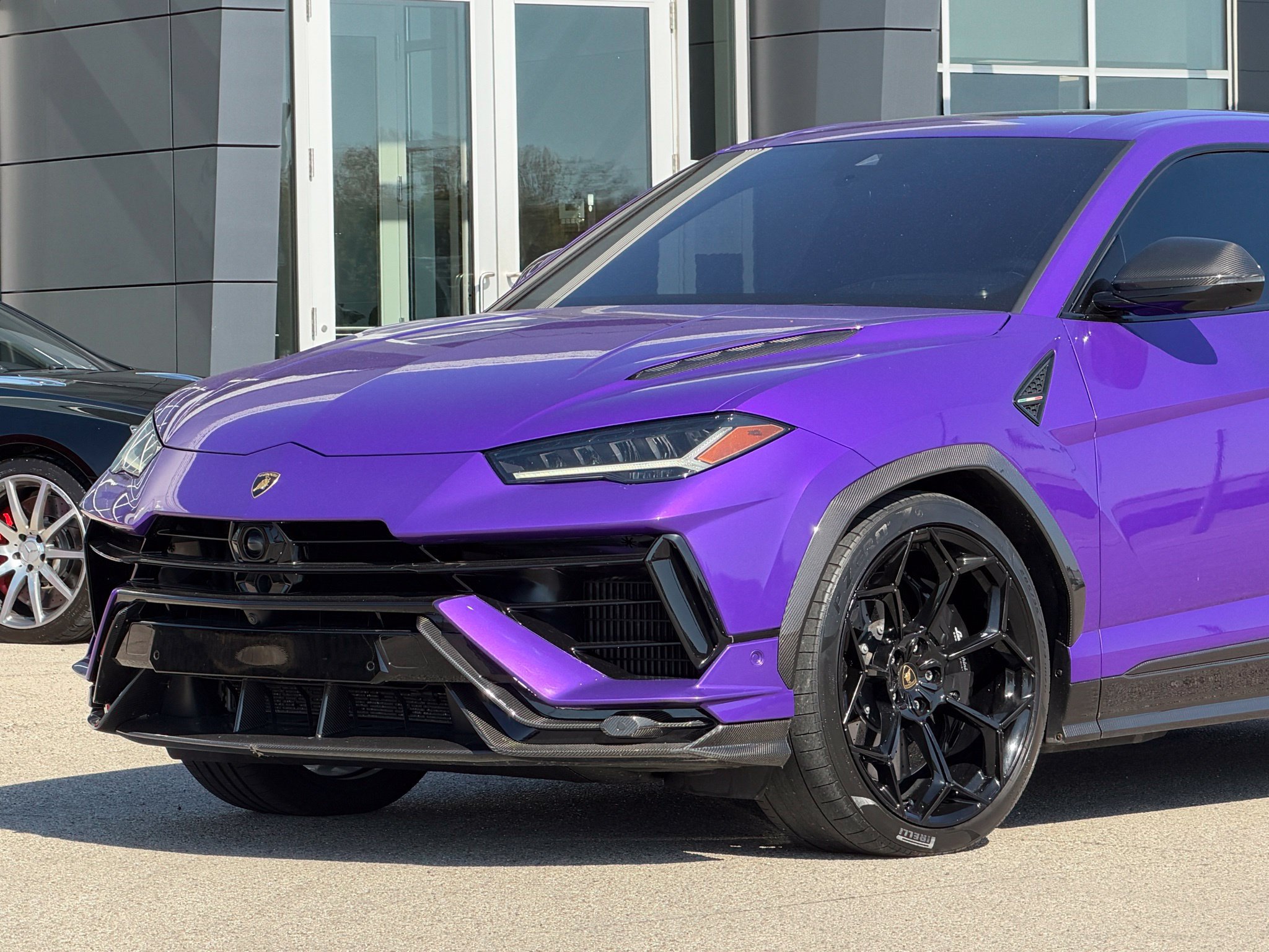 Used 2023 Lamborghini Urus Performante AWD/4WD image 12