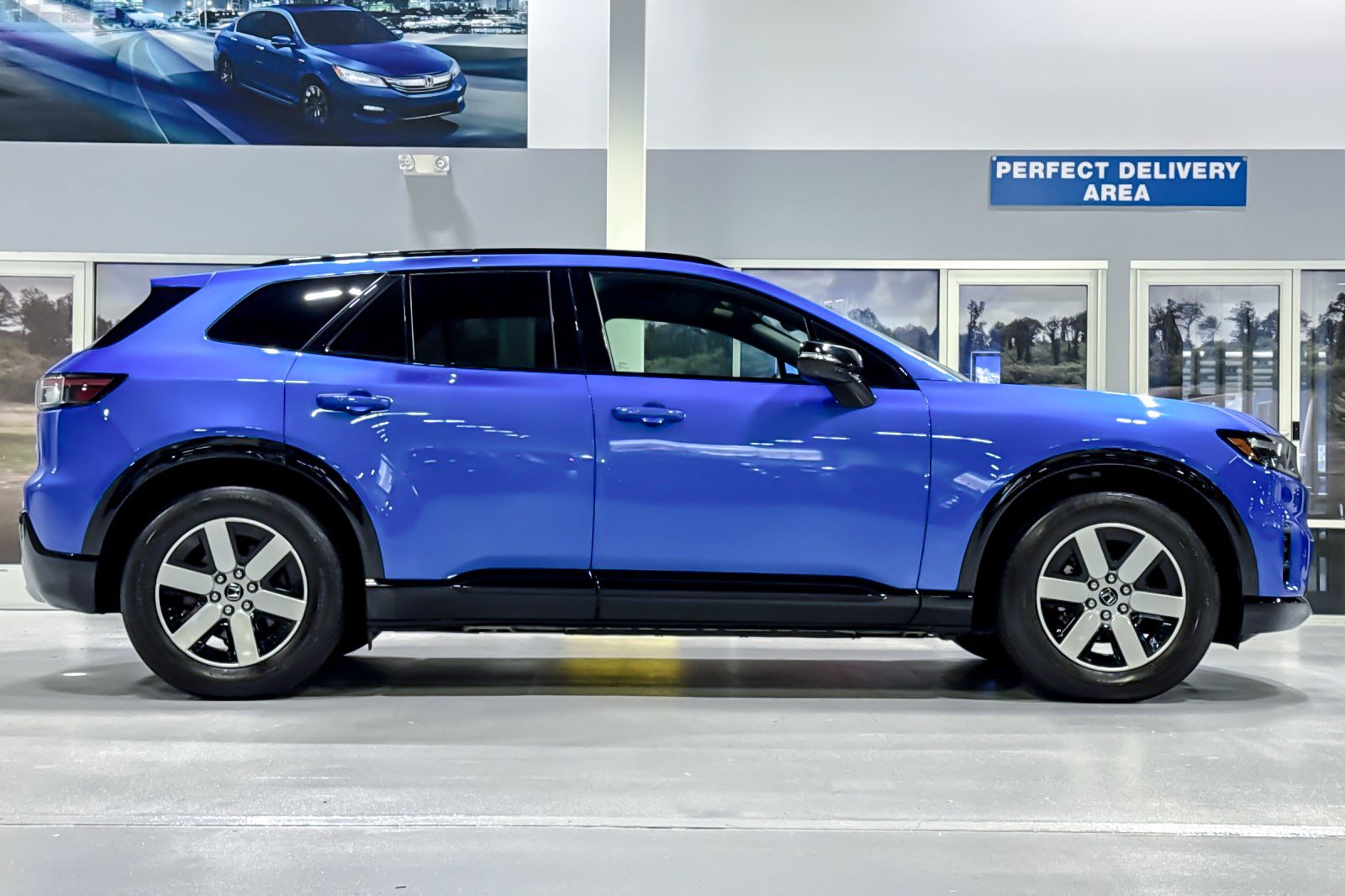 Used 2024 Honda Prologue Touring image 7