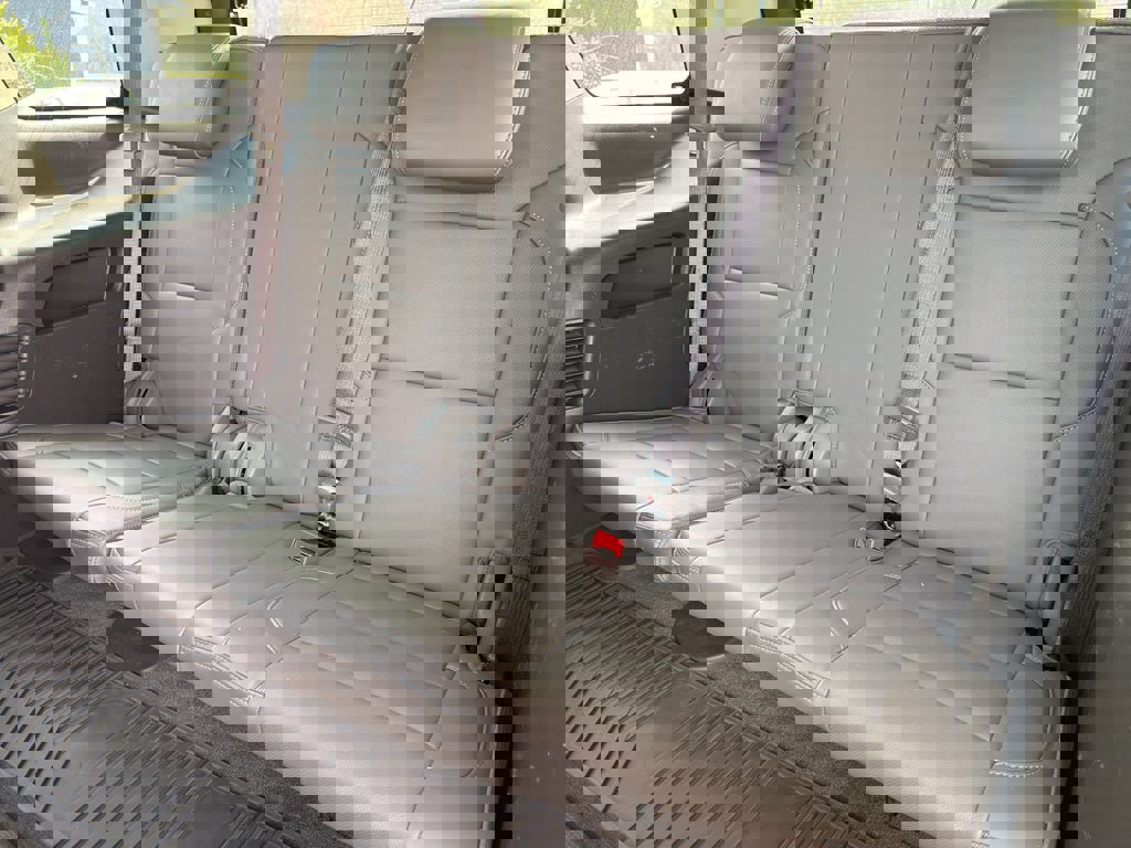 Used 2019 GMC Yukon Denali w/ Denali Ultimate Package image 25