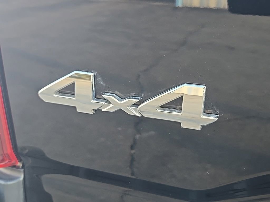 Used 2022 Toyota Tacoma SR image 7